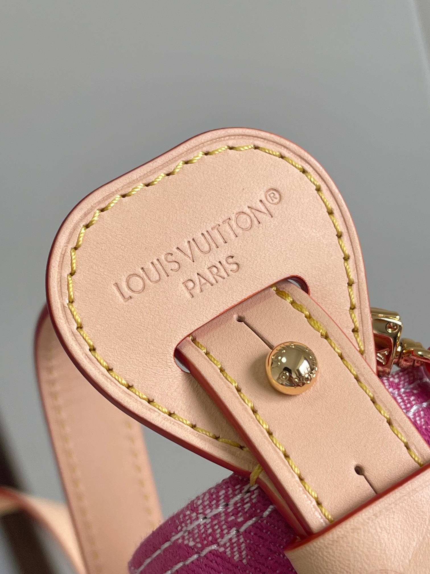 Louis Vuitton All In BB Bucket Bag M27626 in Rose Pink - Image 5