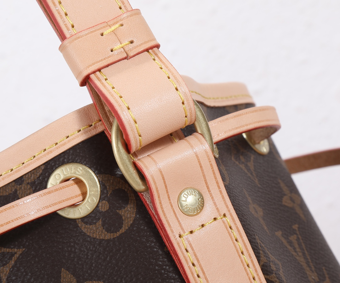 Louis Vuitton Noé BB Bucket Bag - Image 5