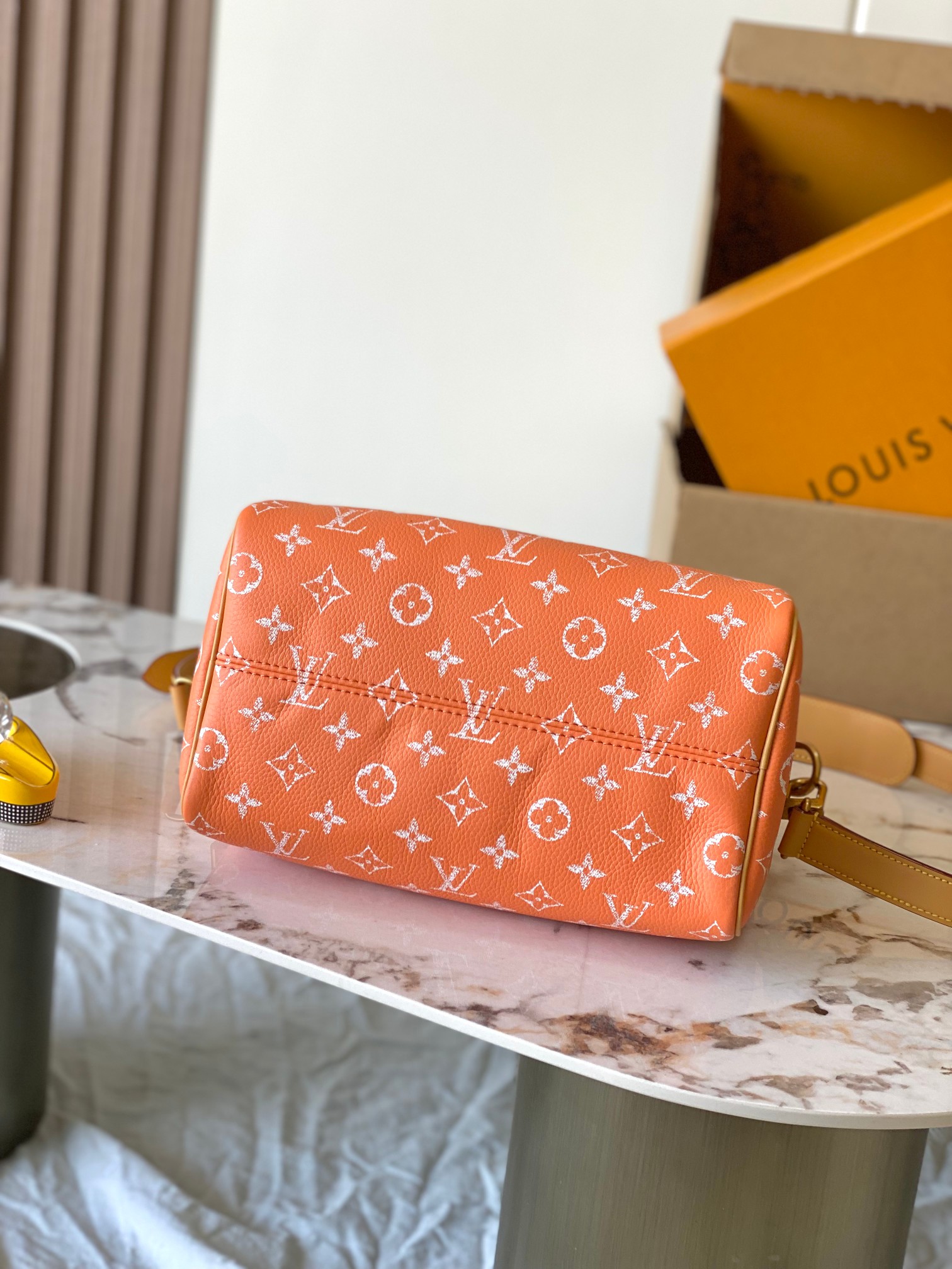 Louis Vuitton Speedy Bandoulière 25 Leather Handbag - Image 5