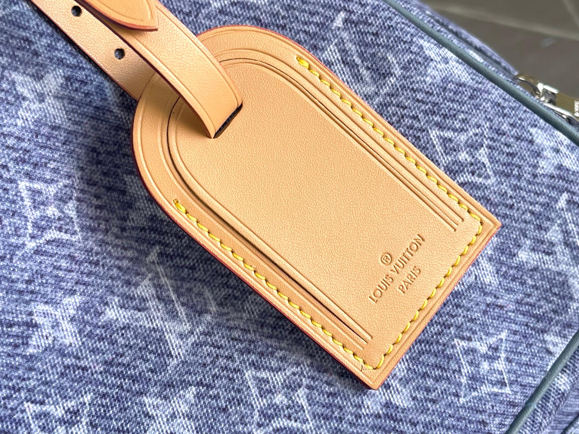 Louis Vuitton Keepall Bandoulière 50 Travel Bag - Image 5