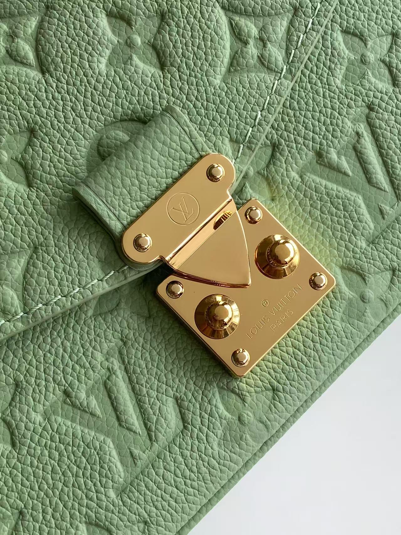 Louis Vuitton Pochette Metis East West Shoulder Bag - Image 5