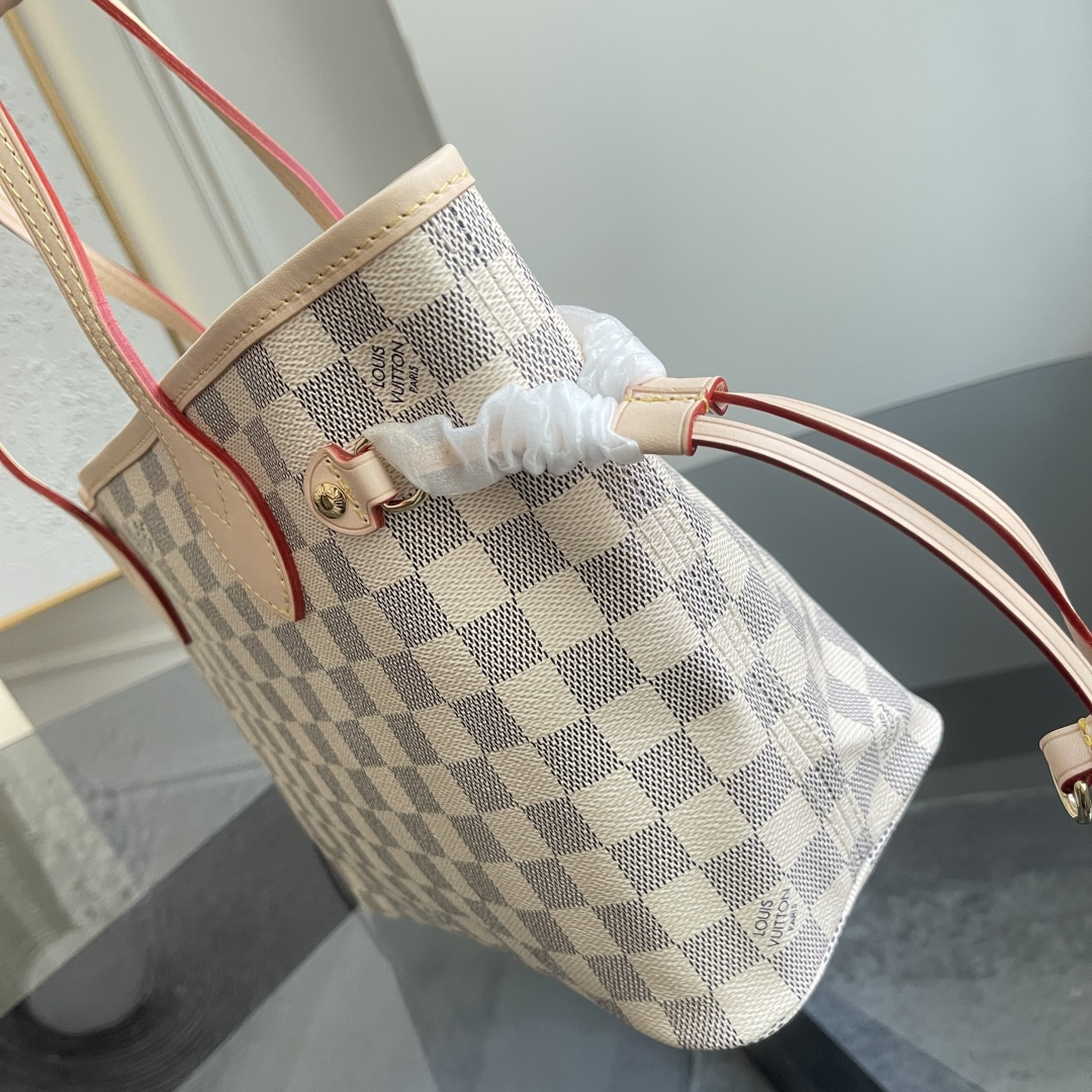 Neverfull Small Tote Bag in Damier Ebene - Image 5
