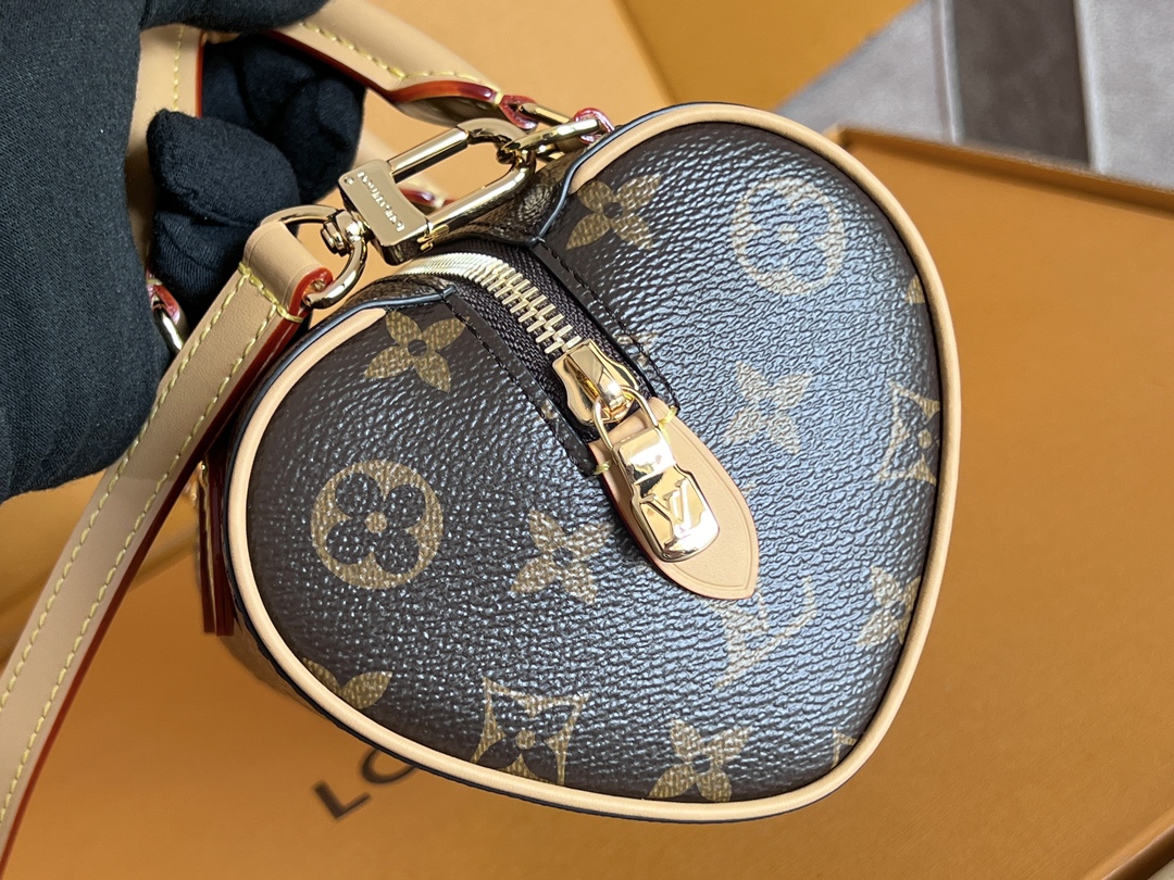 Louis Vuitton Nano Speedy Heart Bag in Monogram Empreinte Leather - Image 5
