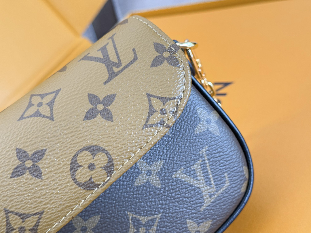 Louis Vuitton Wallet On Chain Ivy Monogram Canvas Bag M81911 - Image 5
