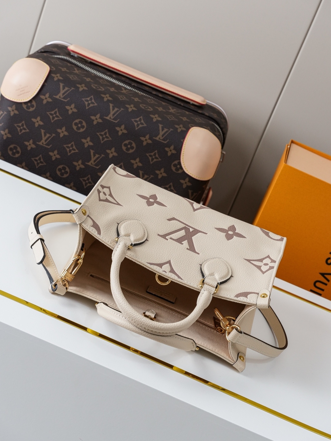 Louis Vuitton OnTheGo Small Tote Bag in Monogram Empreinte Leather - Image 5
