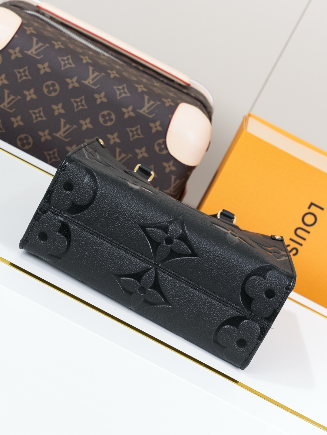 Louis Vuitton Onthego Small Tote Bag in Monogram Empreinte Leather - Image 5
