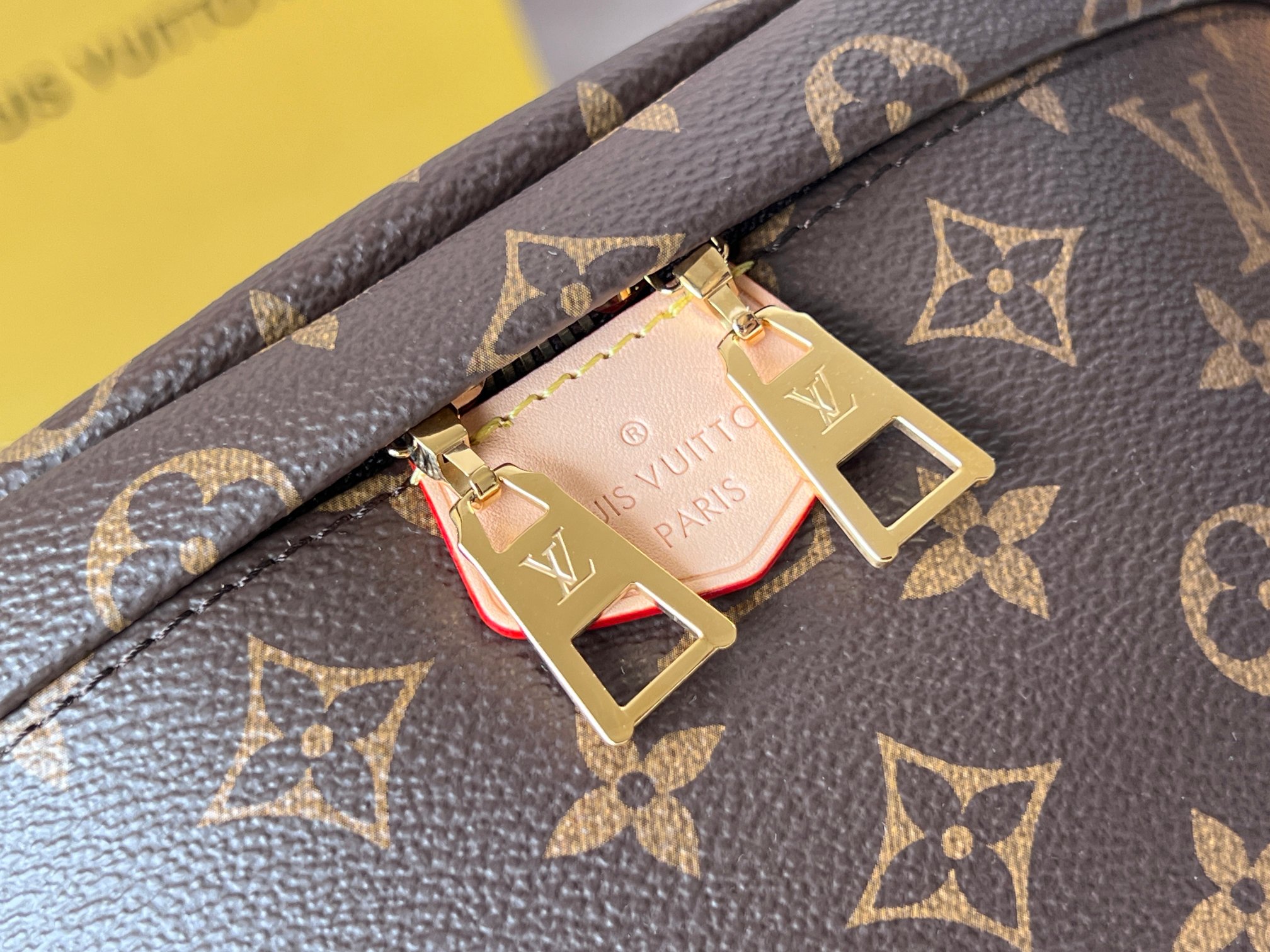 Louis Vuitton M43644 Monogram Bum Bag - Image 5