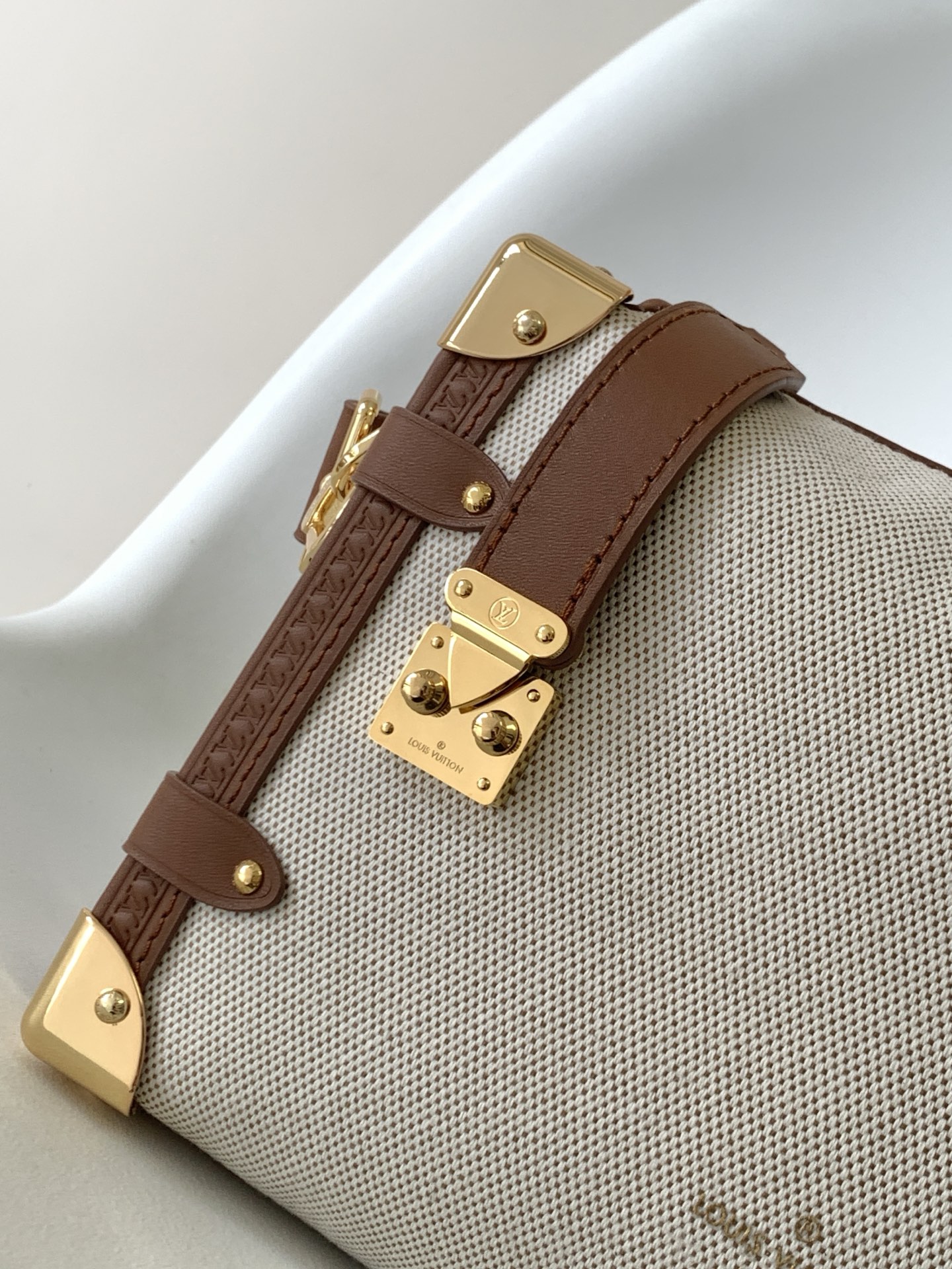 Louis Vuitton Side Trunk Medium Shoulder Bag M14411 - Image 5