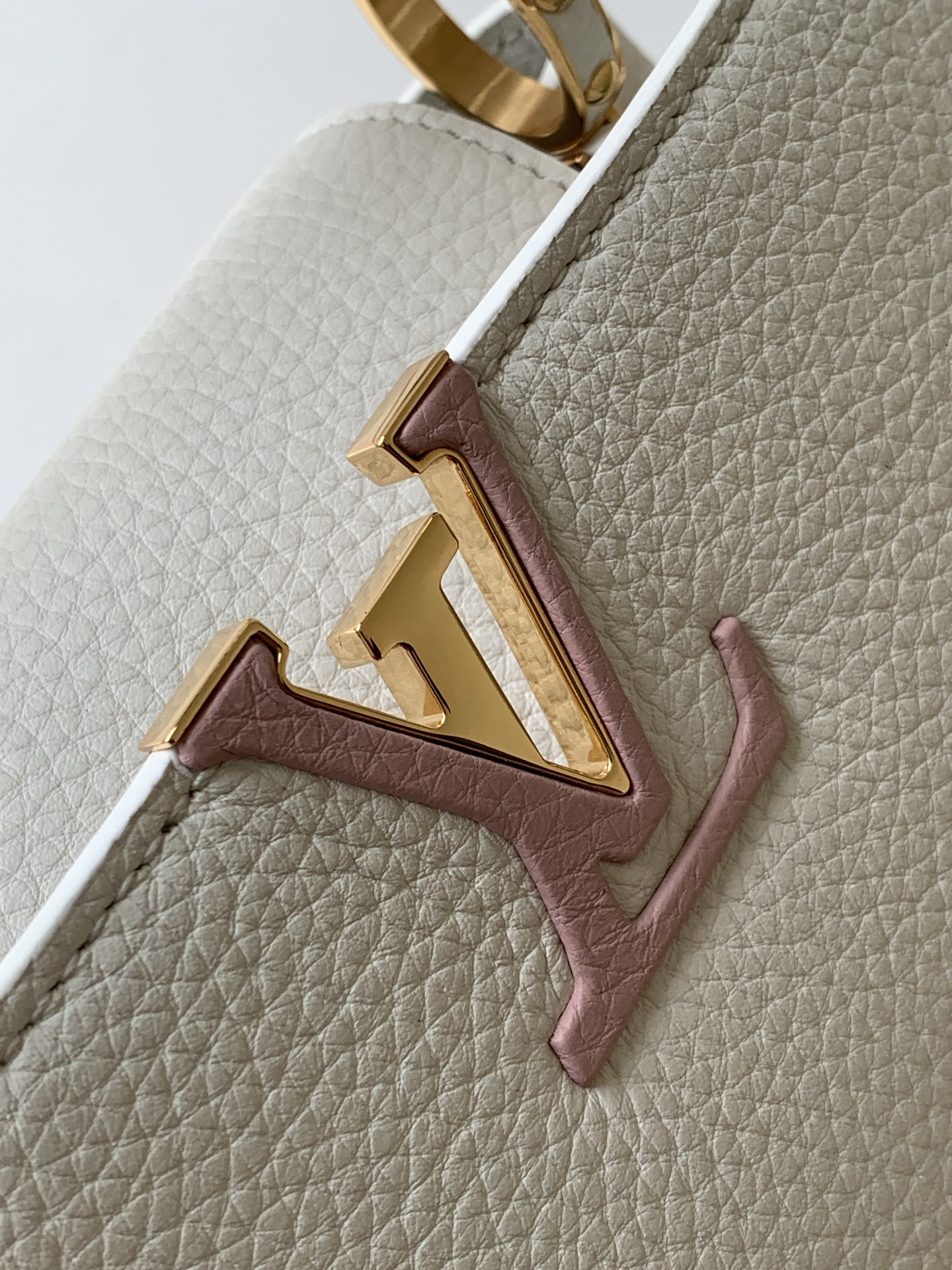 Louis Vuitton Capucines BB Handbag - Image 5