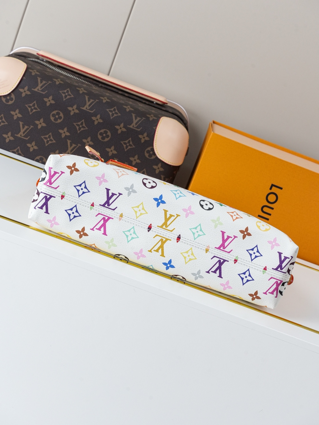 Louis Vuitton x Takashi Murakami Carryall East West Bag in Monogram Canvas - Image 5