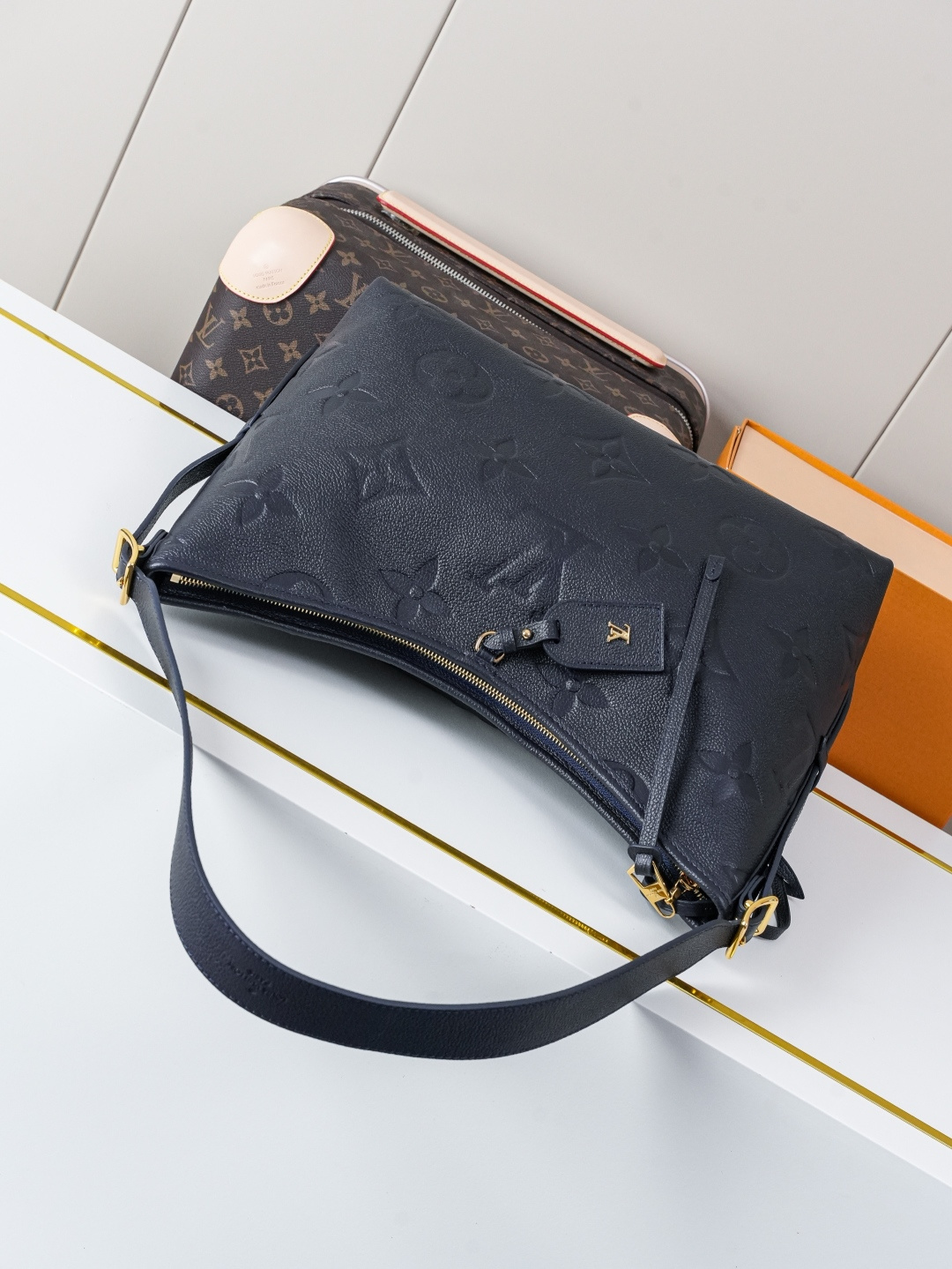 Louis Vuitton CarryAll Medium Handbag in Navy Monogram Empreinte Leather - Image 5