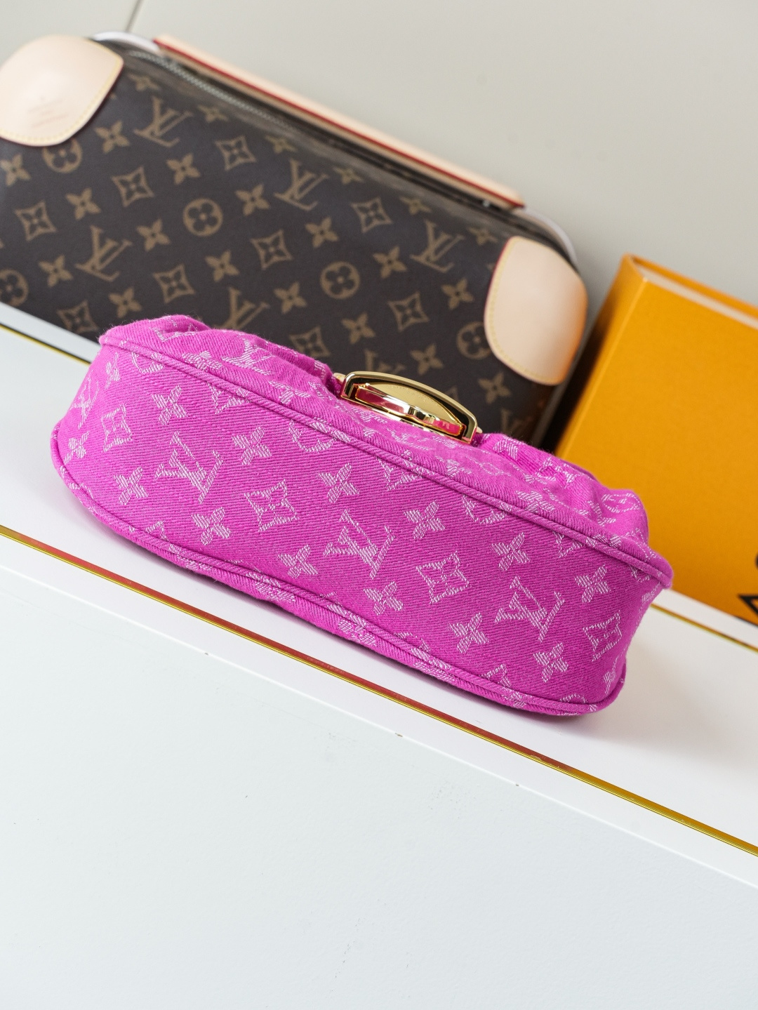 Louis Vuitton Rendez-Vous Sunset Denim Handbag - Image 5