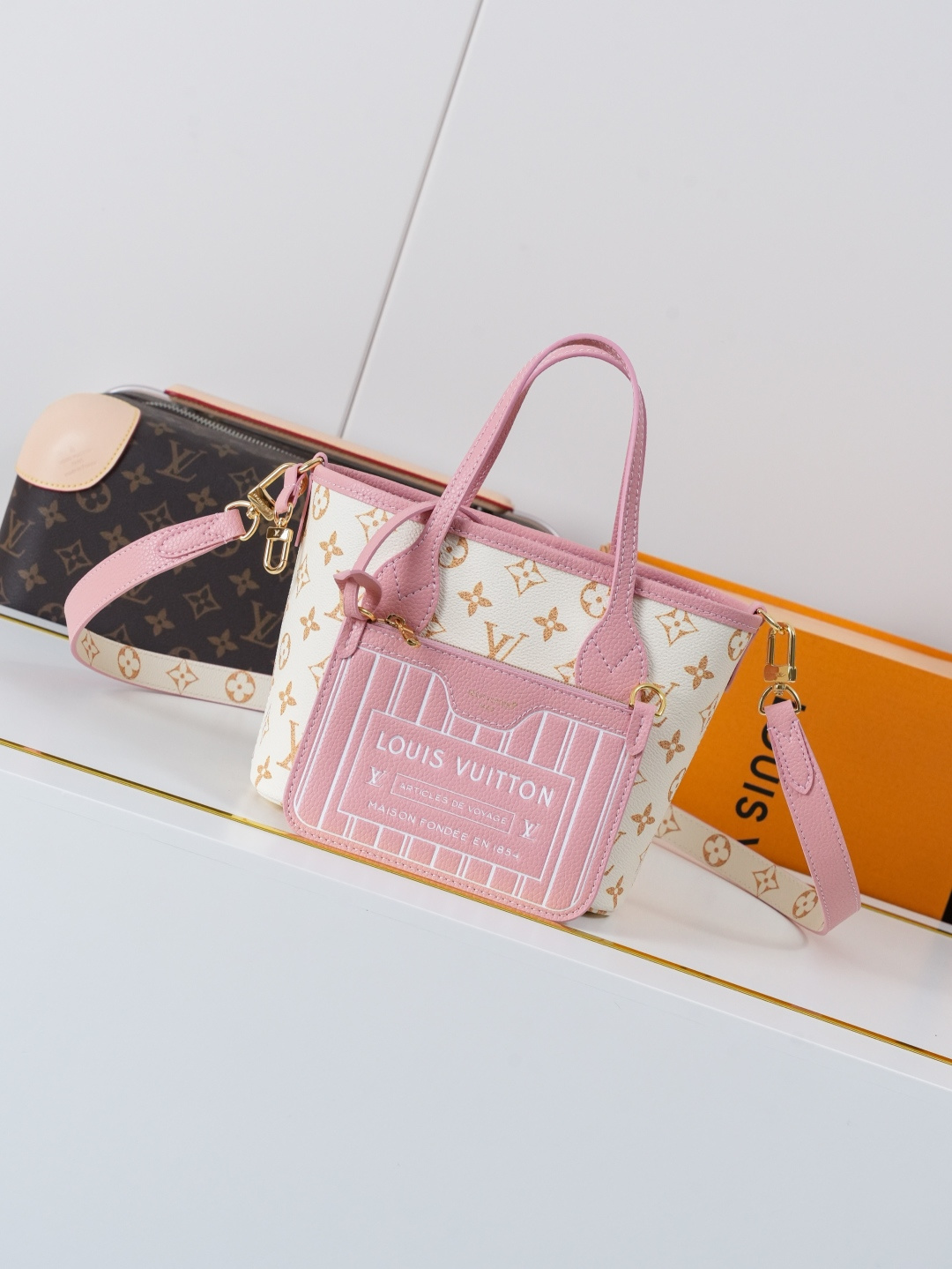 Louis Vuitton Neverfull Inside Out BB Handbag in Monogram Canvas and Leather - Image 5