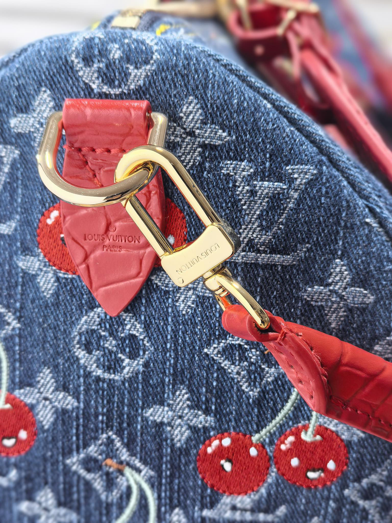 Louis Vuitton x Takashi Murakami Cherry Embroidered Monogram Denim Bag M87627 - Image 5