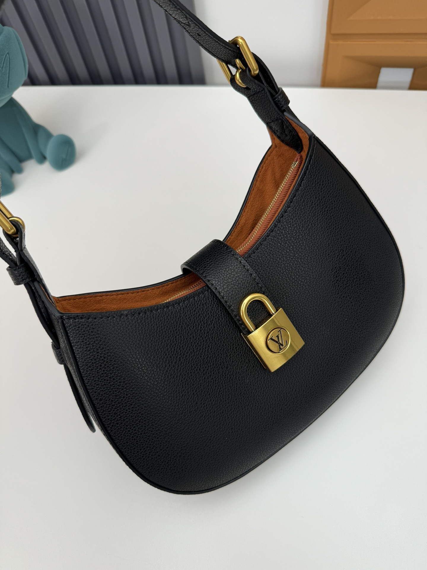 Louis Vuitton Low Key Shoulder Bag M24611 M24885 M24990 - Image 5