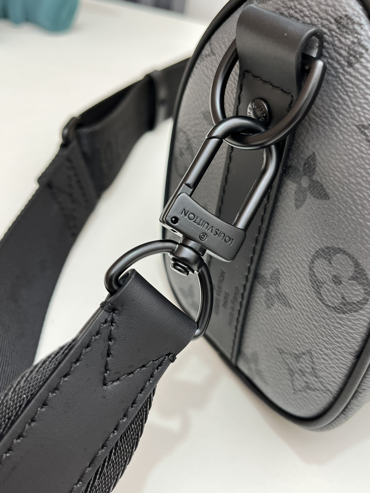 Louis Vuitton Keepall 25 Turquoise Pillow Bag - Image 5