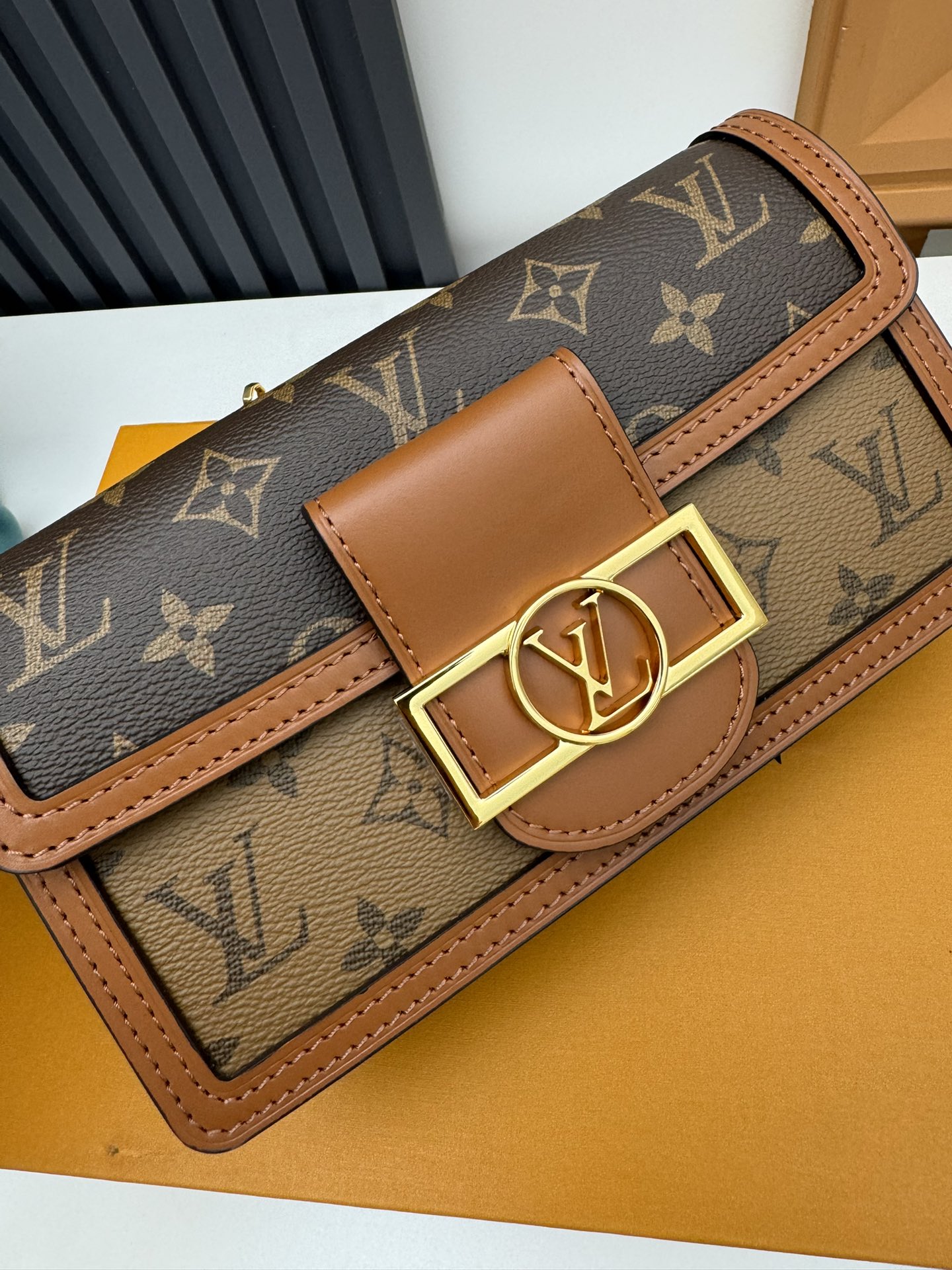 Louis Vuitton Dauphine East West Bag M46757 - Image 5