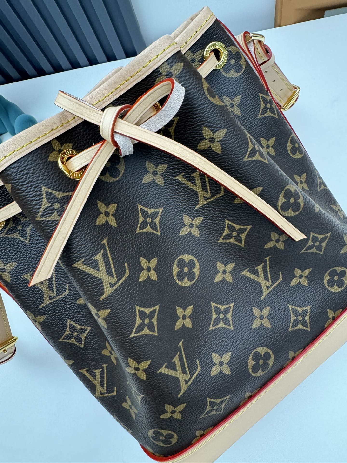 Louis Vuitton Noe BB M40817 Monogram Bucket Bag - Image 5