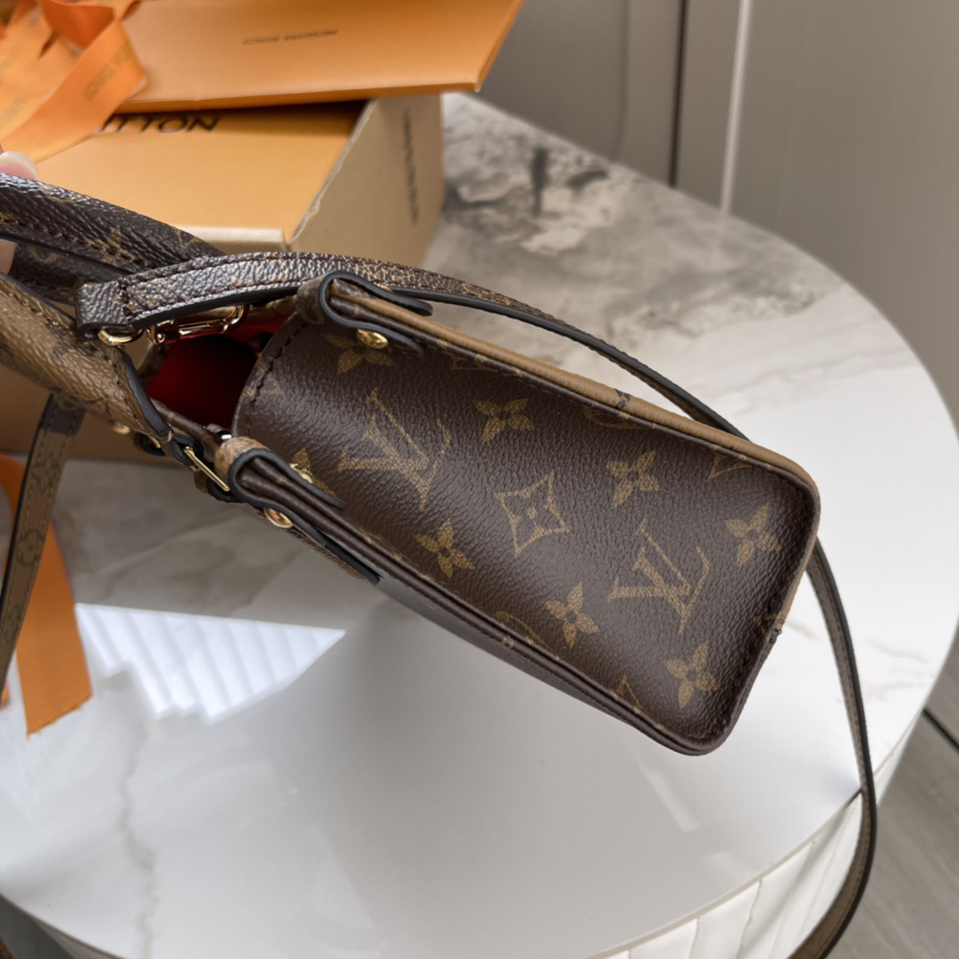 Louis Vuitton OnTheGo BB Monogram Canvas Tote Bag - Image 5