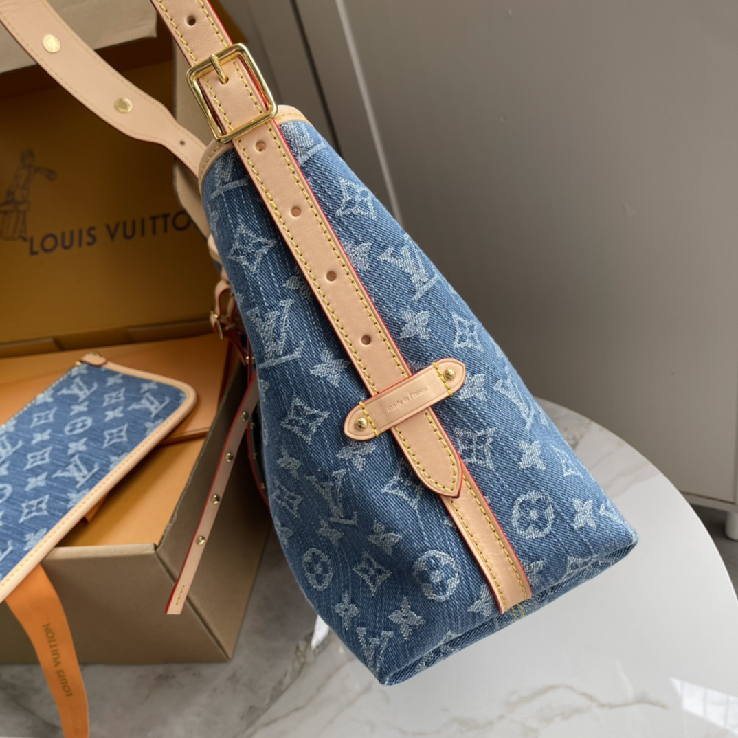 Louis Vuitton CarryAll PM Tote Bag M46854 in Blue Monogram Canvas - Image 5