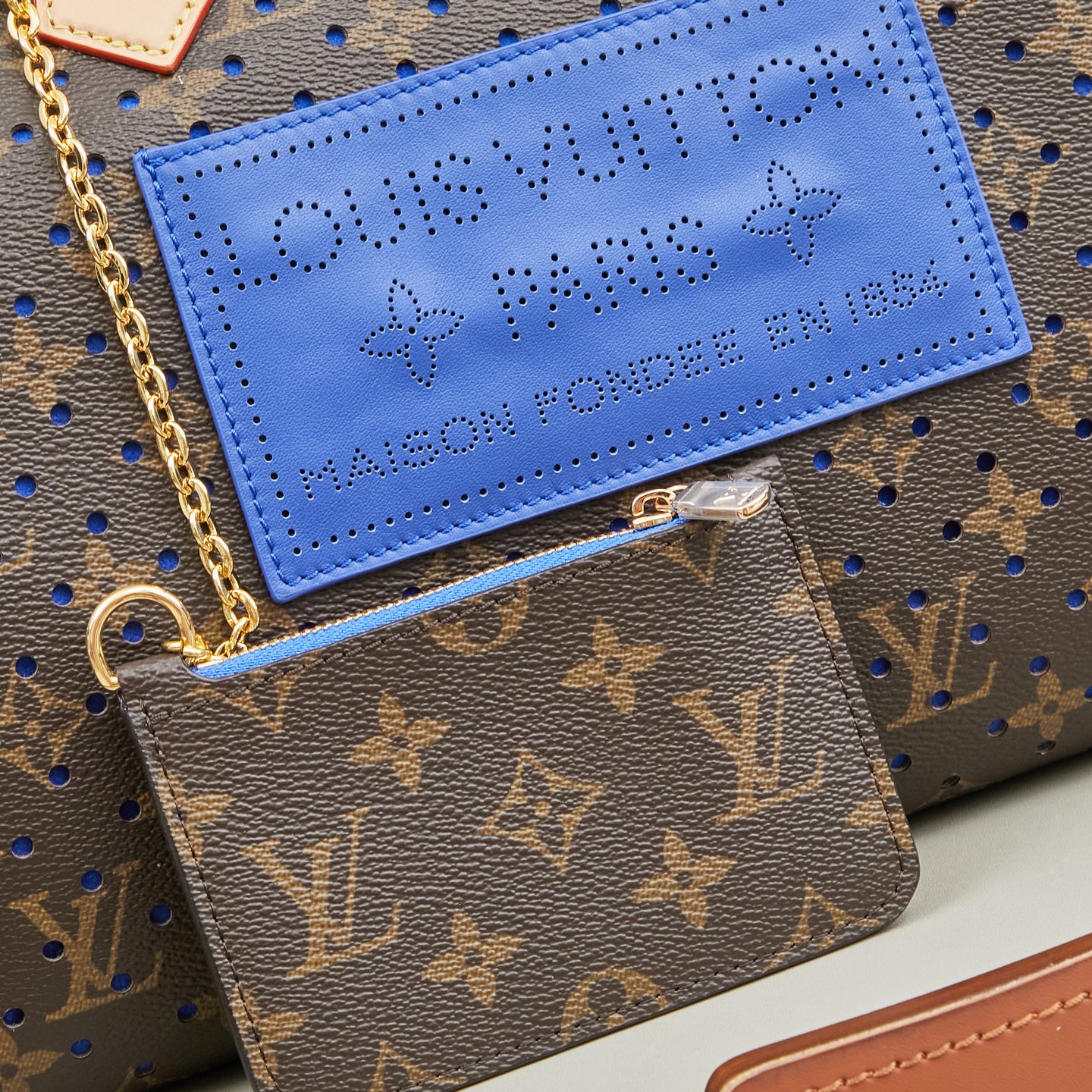 Louis Vuitton Speedy Soft 30 Handbag in Blue Monogram Perfo Canvas - Image 5