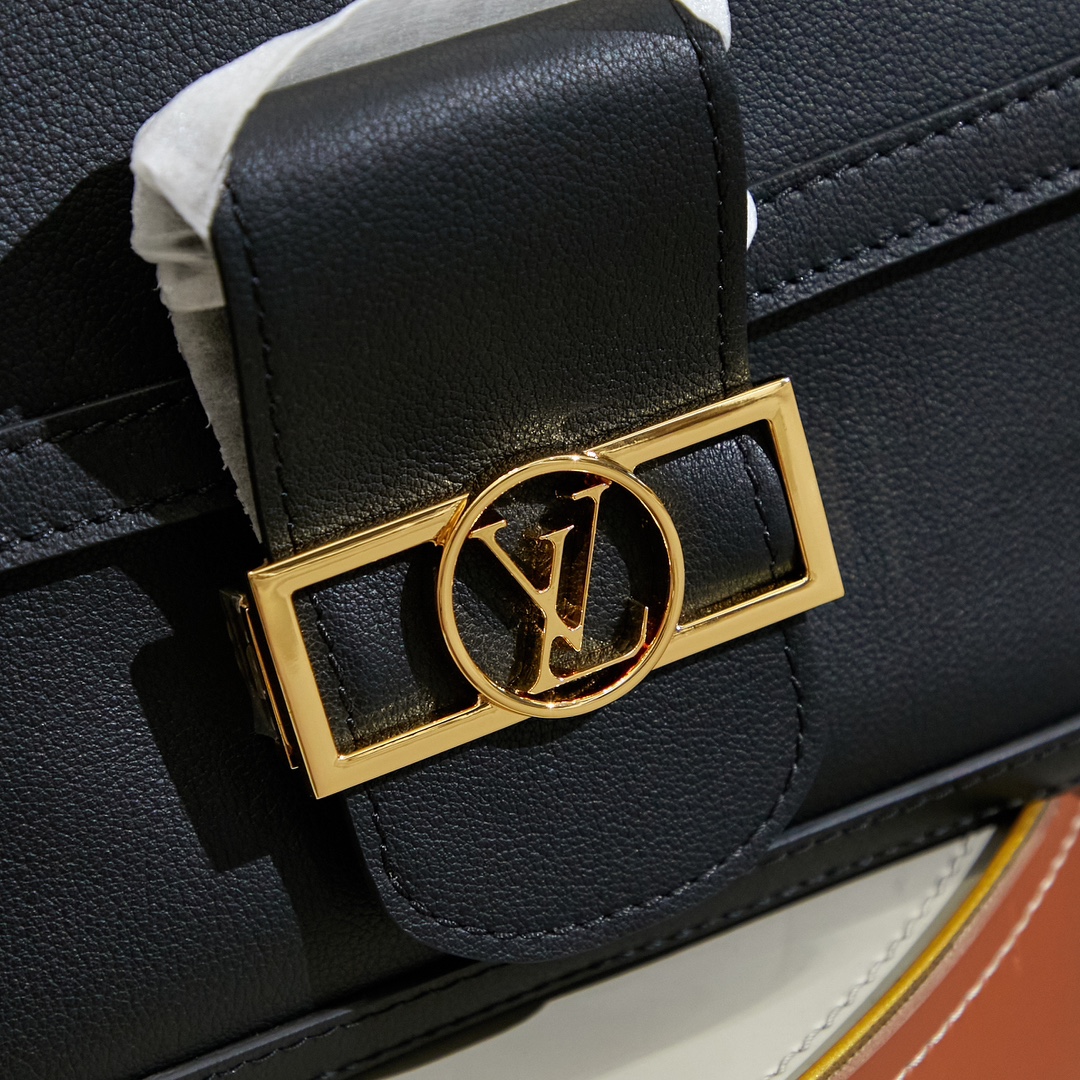 Louis Vuitton Dauphine Soft Medium Shoulder Bag - Image 5