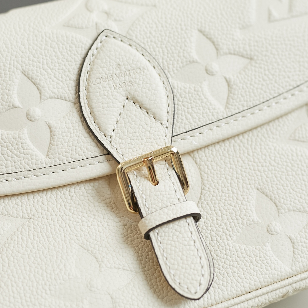 Louis Vuitton Diane Handbag M46386 - Image 5