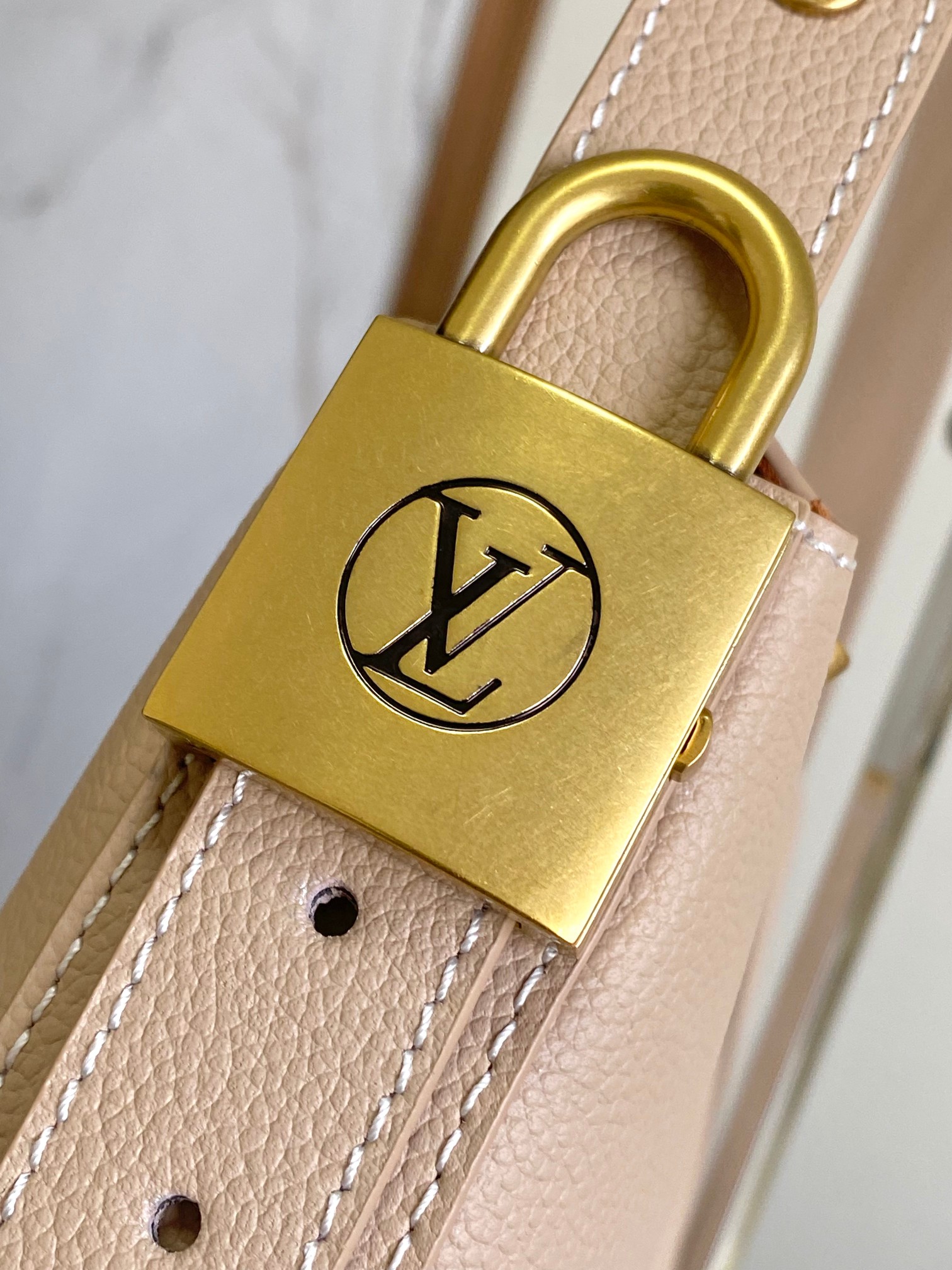 Louis Vuitton Low Key Cookie Medium Handbag - Image 5