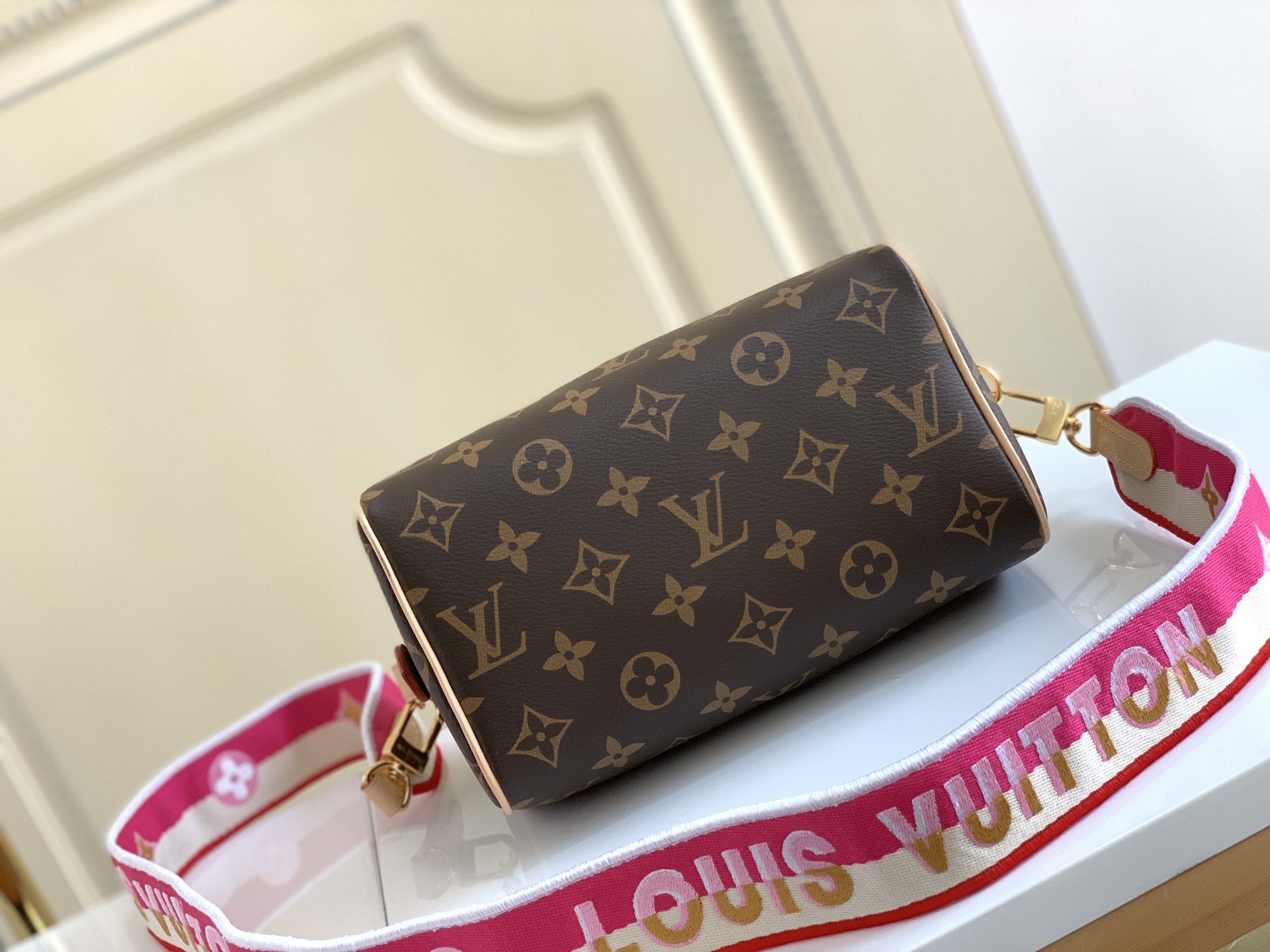 Louis Vuitton Speedy 20 Handbag in Damier Ebene Canvas - Image 5