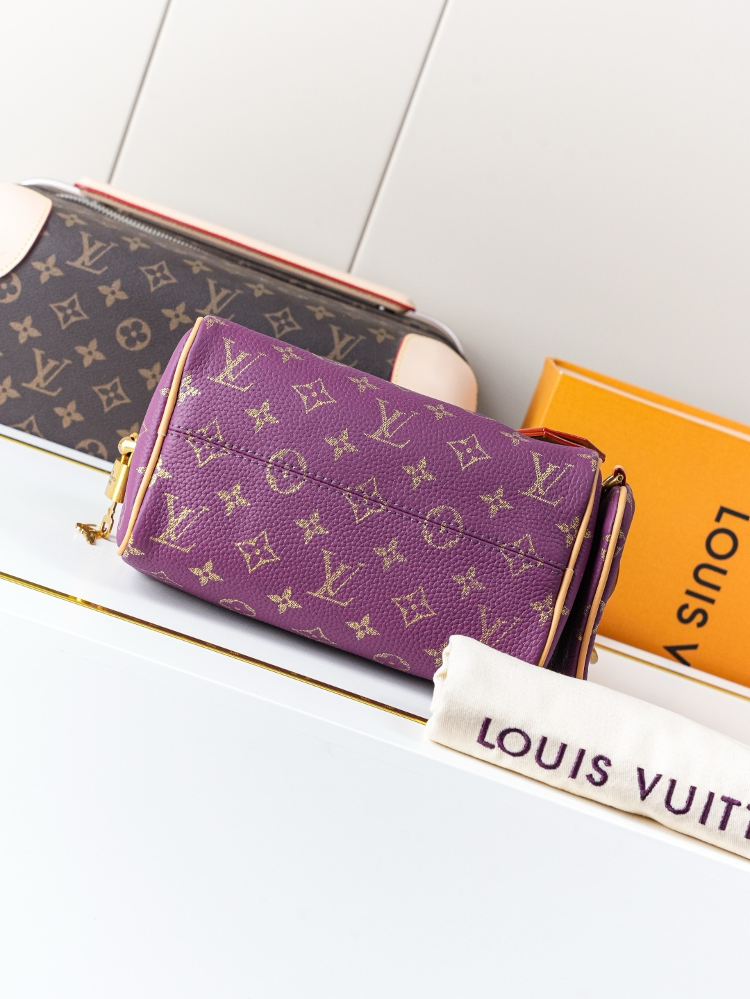 Speedy Bandoulière 20 Handbag - Image 5