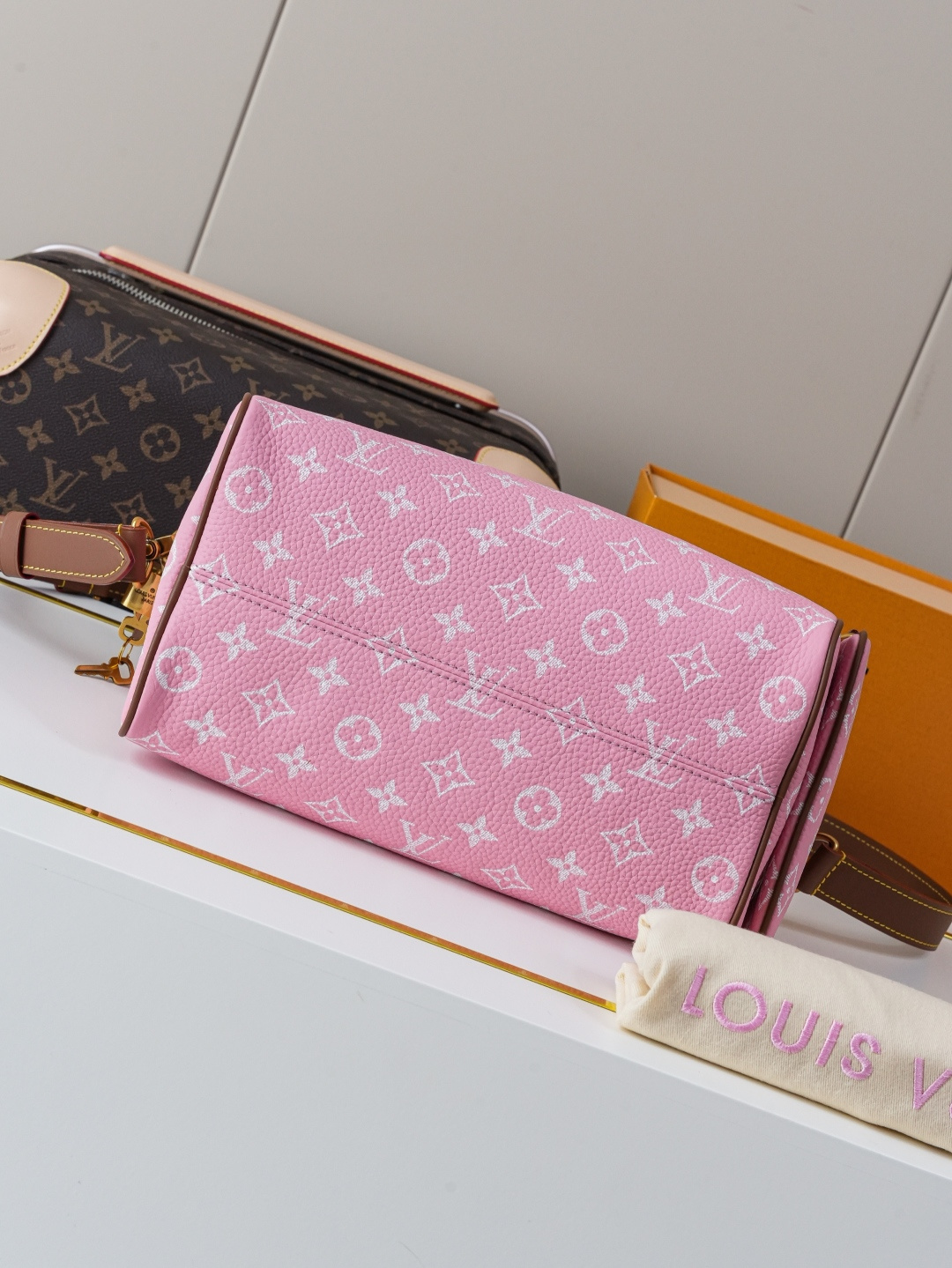 Louis Vuitton Speedy Bandoulière 25 Monogram Handbag - Image 5