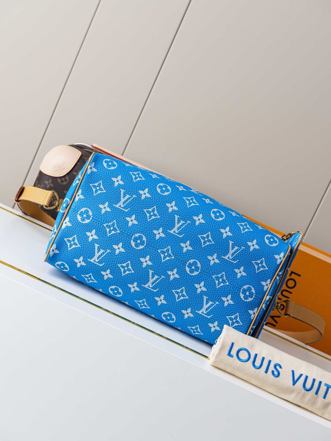 Speedy Bandoulière 30 Monogram Handbag - Image 5