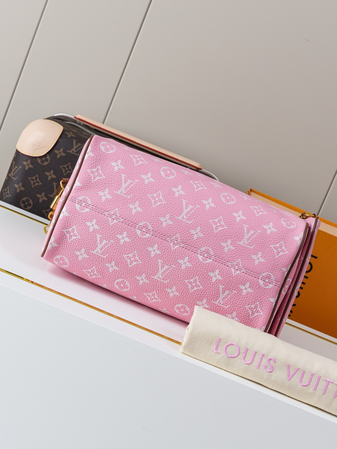Louis Vuitton Speedy Bandouliere 30 Handbag - Image 5