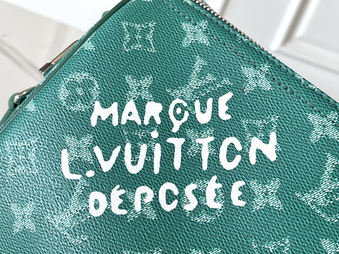 Louis Vuitton M12687 Green Floral Crossbody Bag - Image 5