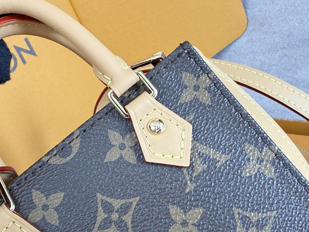 Louis Vuitton Petit Sac Plat Monogram Canvas Bag - Image 5