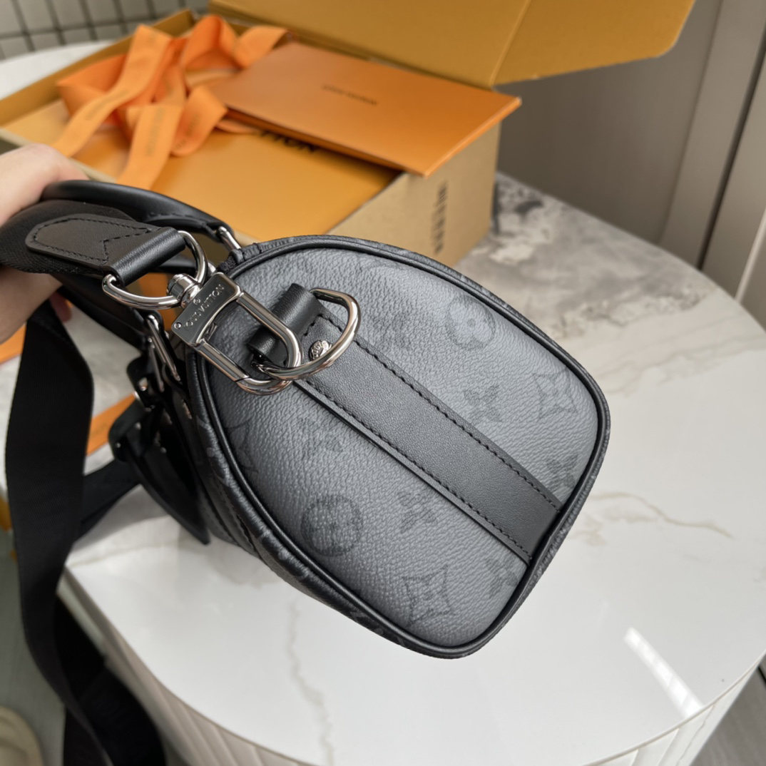 Louis Vuitton Keepall 25 Monogram Eclipse Reverse Crossbody Bag - Image 5