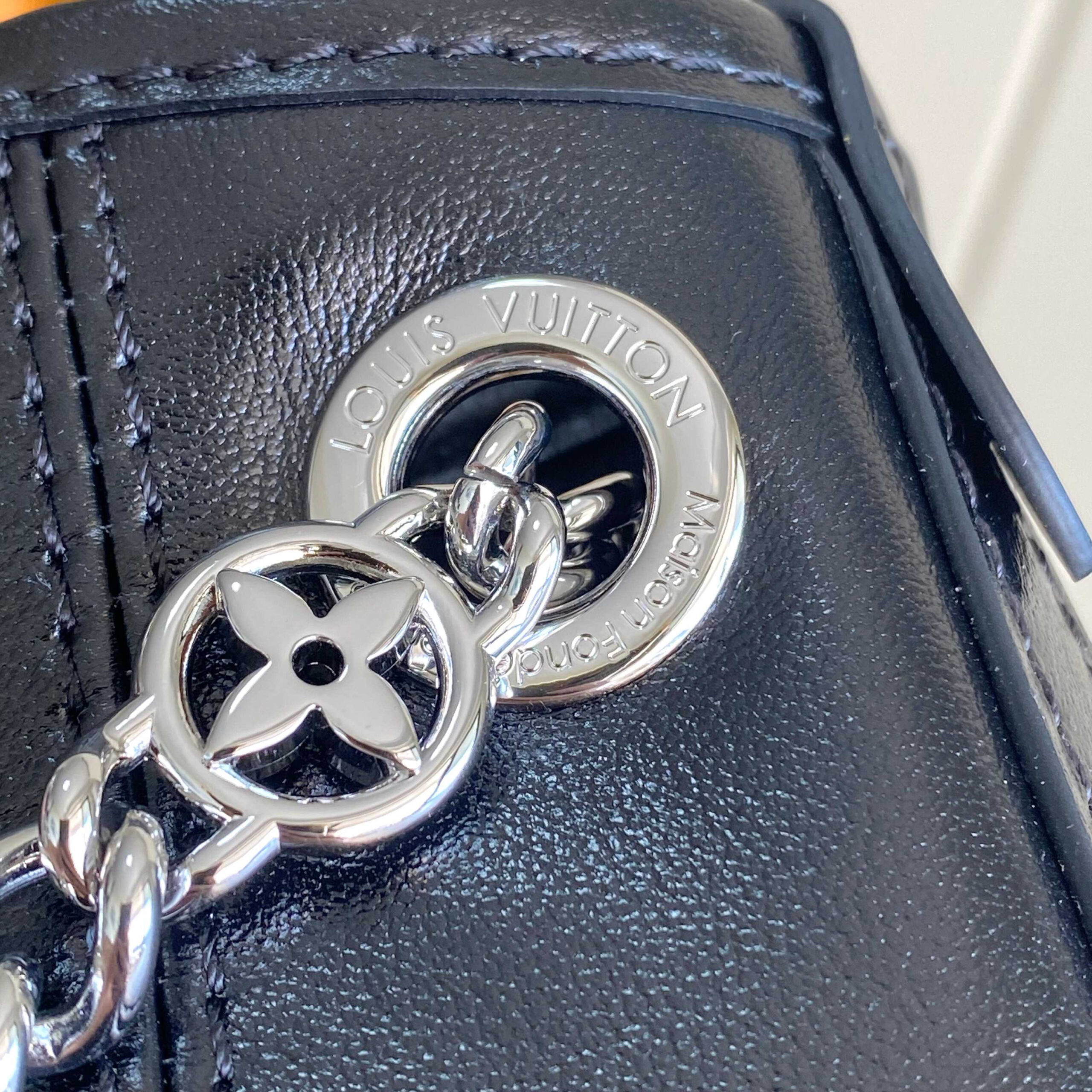 Louis Vuitton CarryAll BB Monogram Leather Crossbody Bag - Image 5