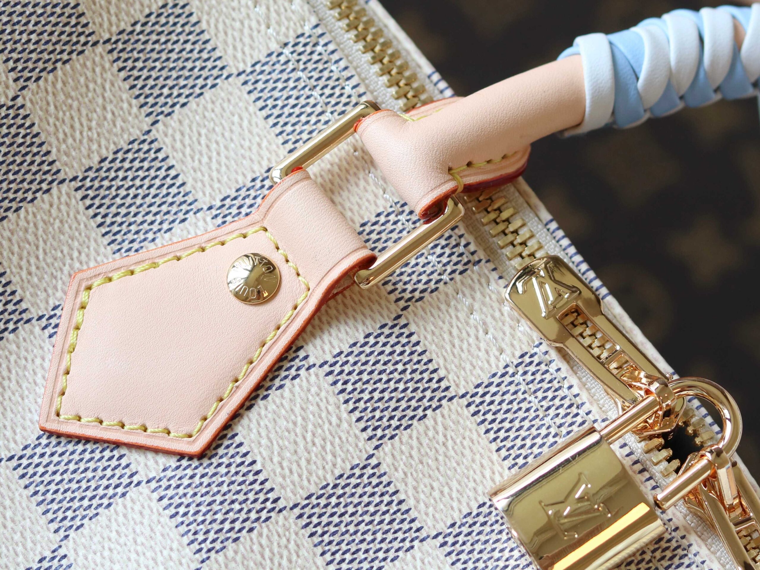 Louis Vuitton Speedy Bandouliere 30 Handbag in Damier Azur Canvas - Image 5