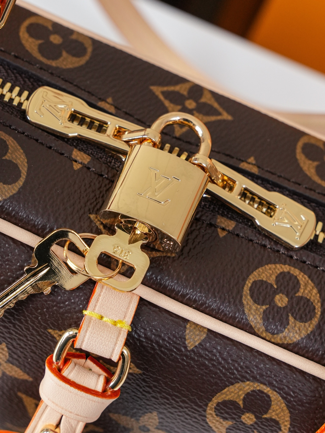 Louis Vuitton Hang On Monogram Handbag - Image 5