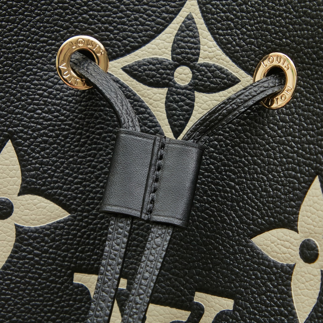 Louis Vuitton NéoNoé Medium Bucket Bag in Black and Apricot - Image 5