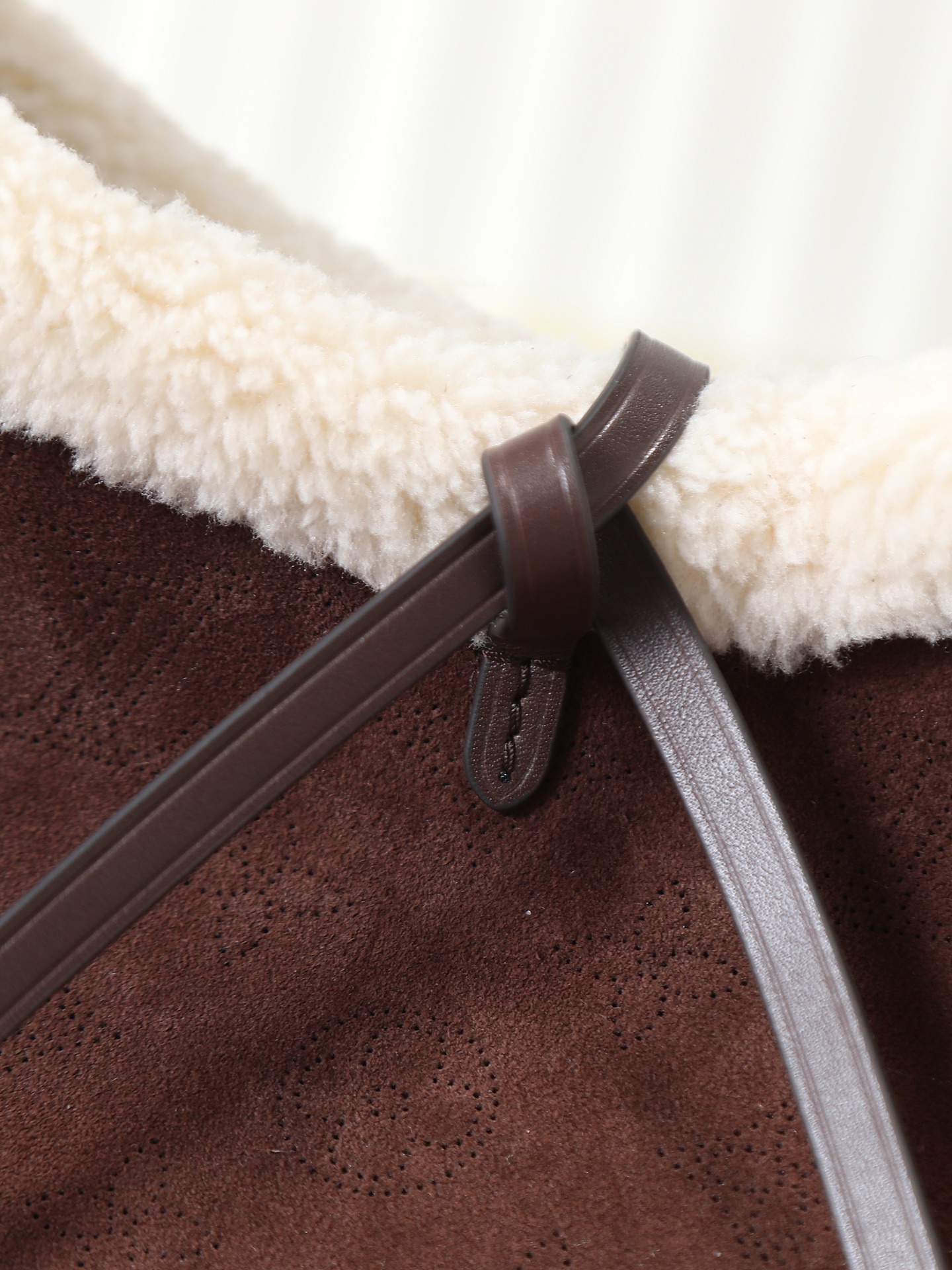 Louis Vuitton CarryAll Small Handbag from the LV Ski Collection - Image 5