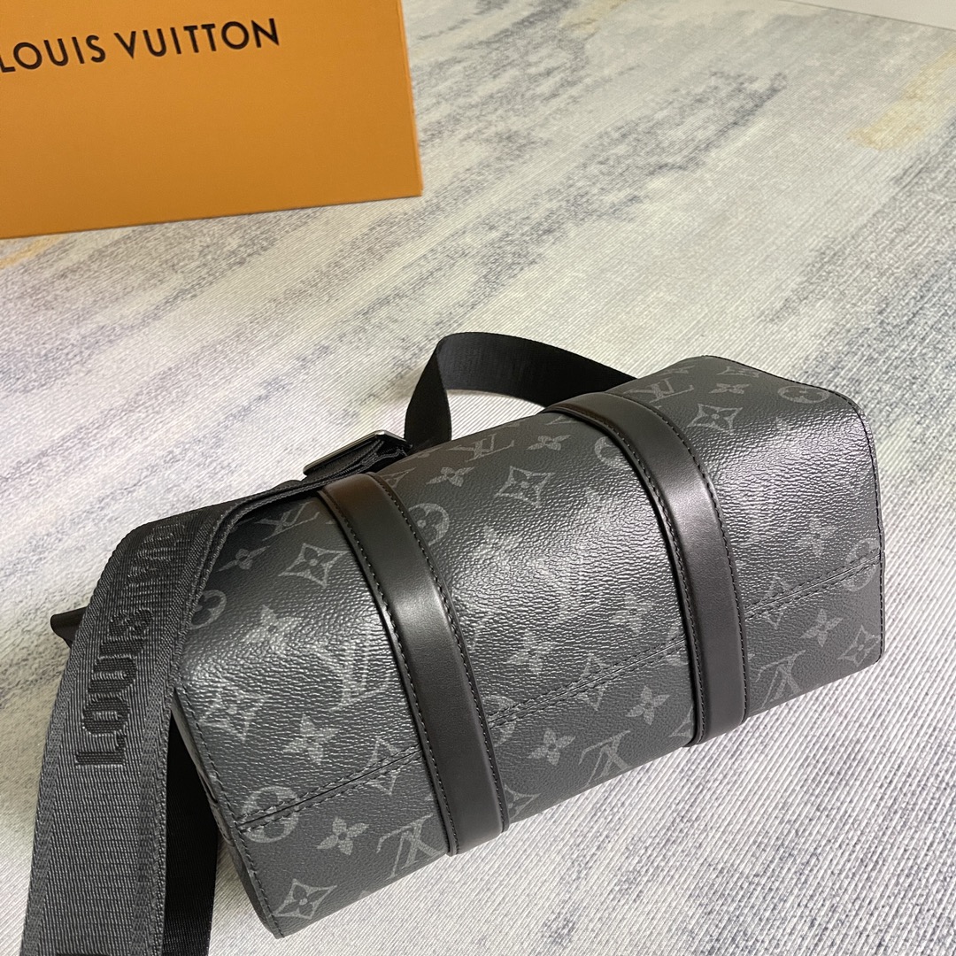 Louis Vuitton Keepall Travel Bag M45936 in Monogram Eclipse - Image 5