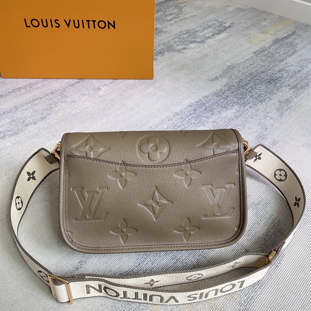 Louis Vuitton Diane Handbag in Smoke Gray-Green Monogram Empreinte Leather - Image 5