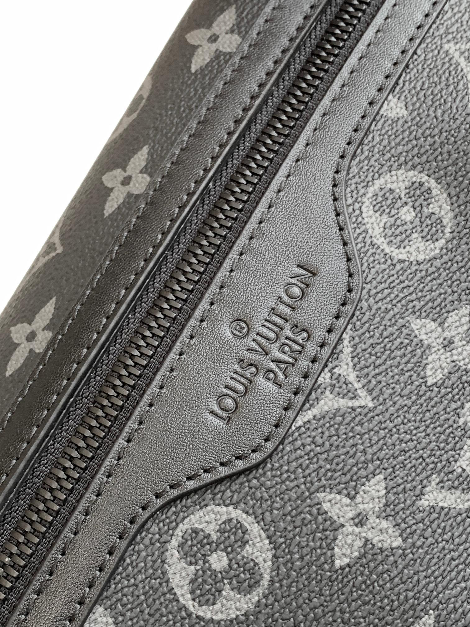 Louis Vuitton Voyager Small Messenger Bag in Monogram Shadow Leather - Image 5