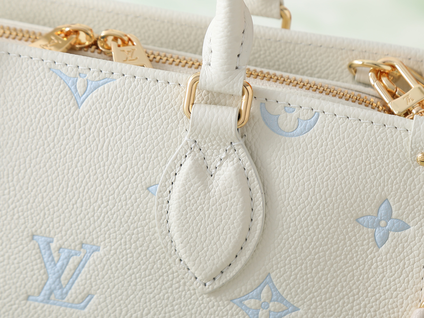 Louis Vuitton OnTheGo Small Tote Bag in Monogram Empreinte Leather - Image 5