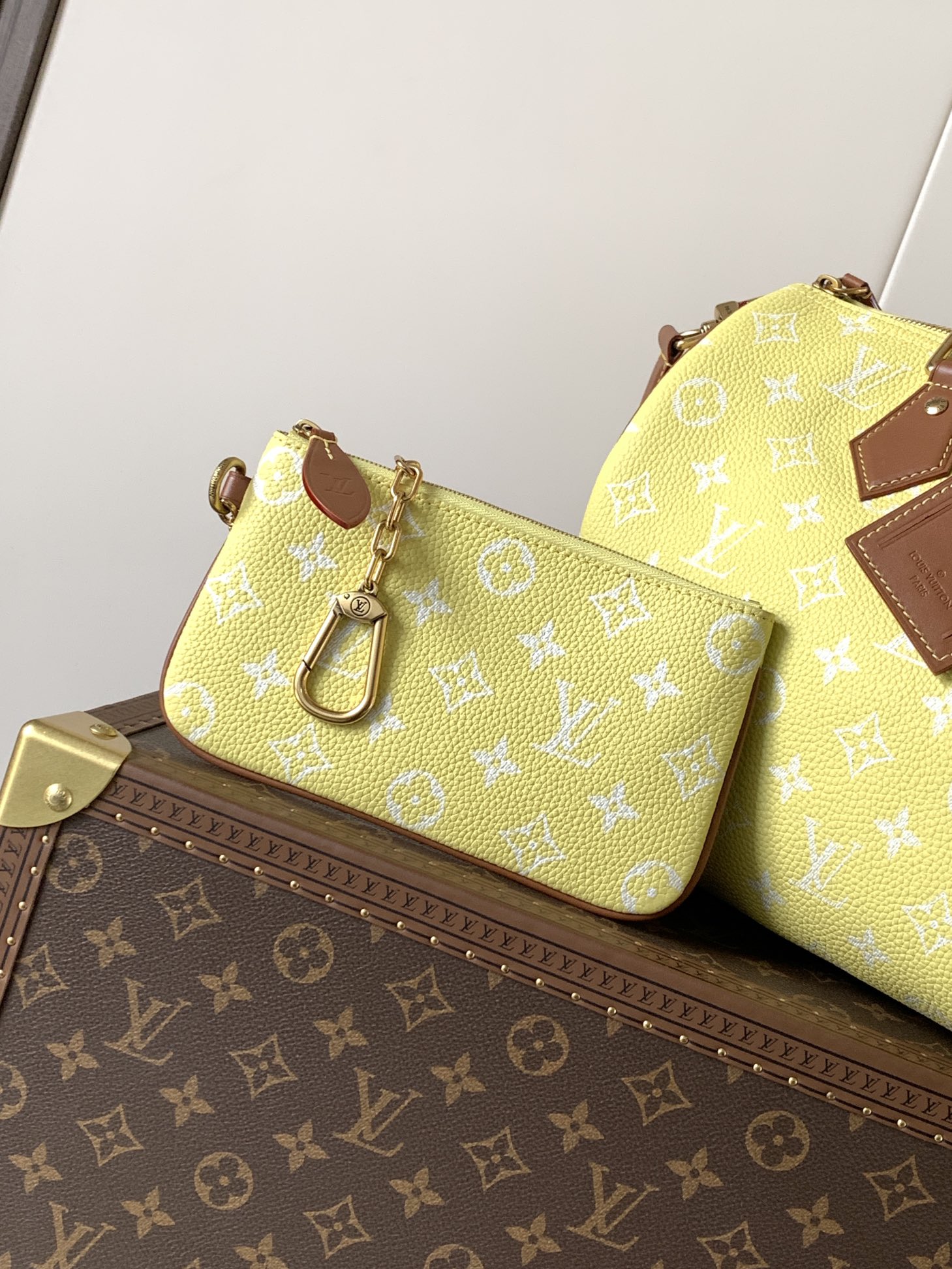 Louis Vuitton Speedy P9 Bandoulière 30 Monogram Leather Handbag - Image 5