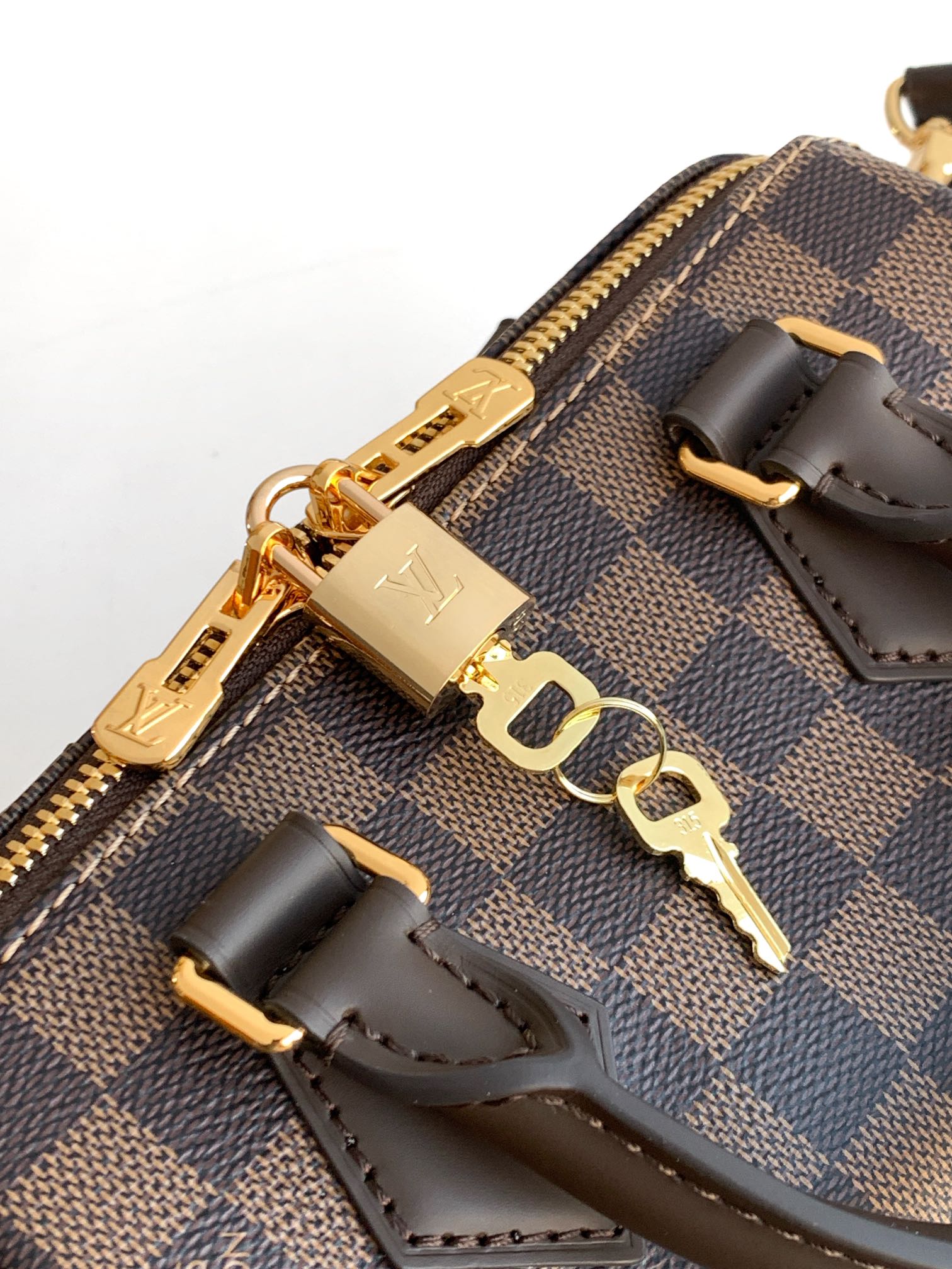 Louis Vuitton Speedy Bandoulière 20 Monogram Crossbody Bag - Image 5