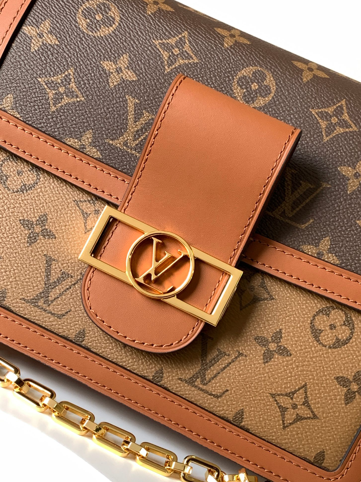 Louis Vuitton Dauphine Medium Crossbody Bag - Image 5