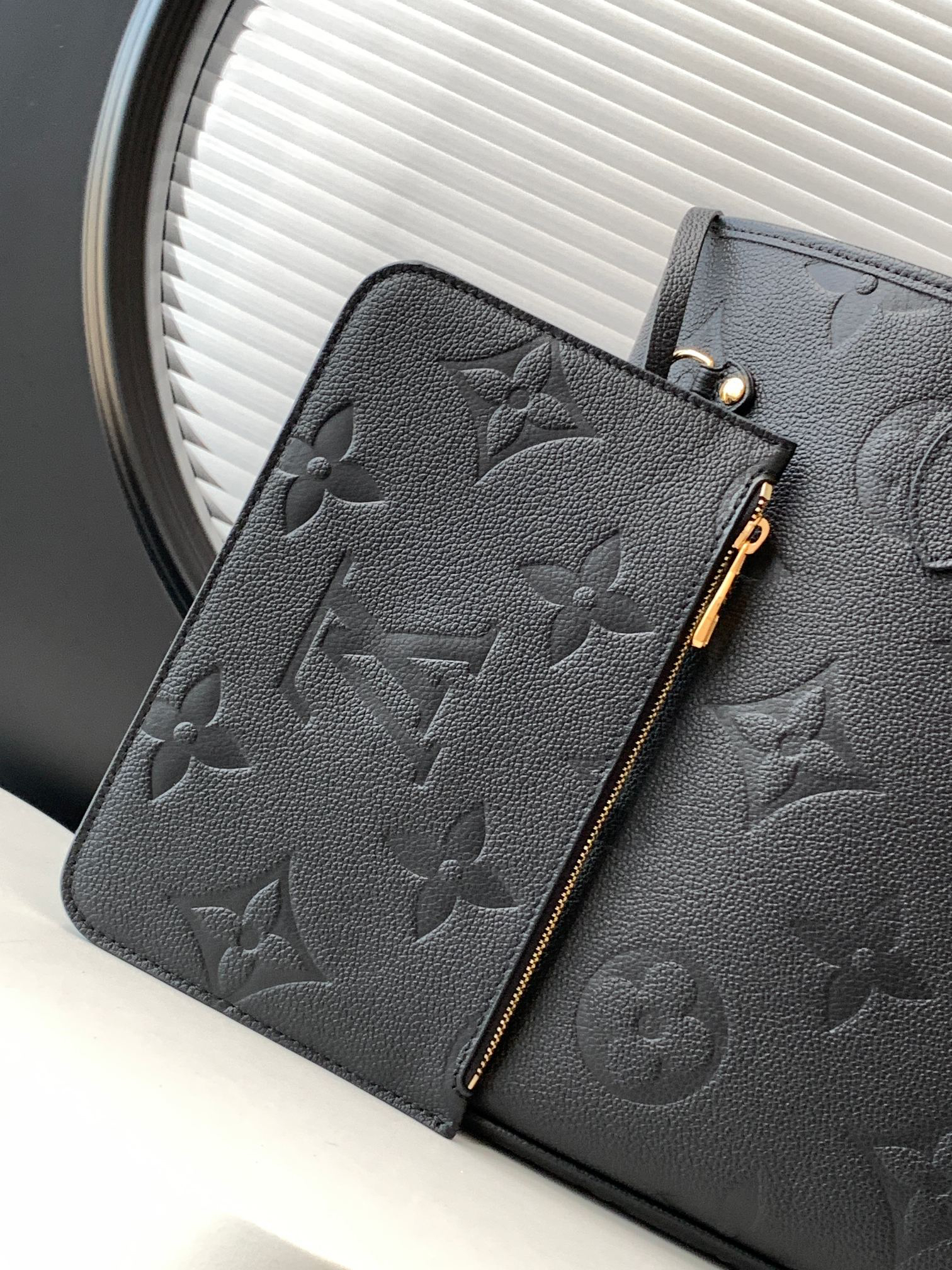 Louis Vuitton Neverfull Medium Tote Bag M45685 Black - Image 5