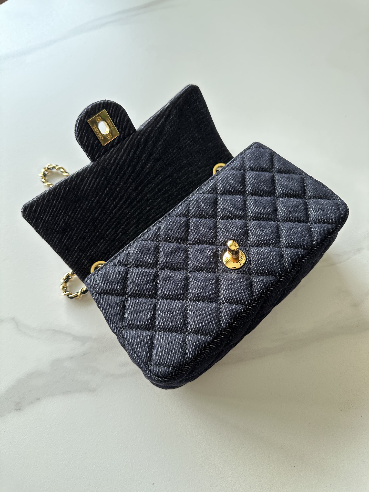 Chanel AS1787 Denim Crossbody Bag - Image 5